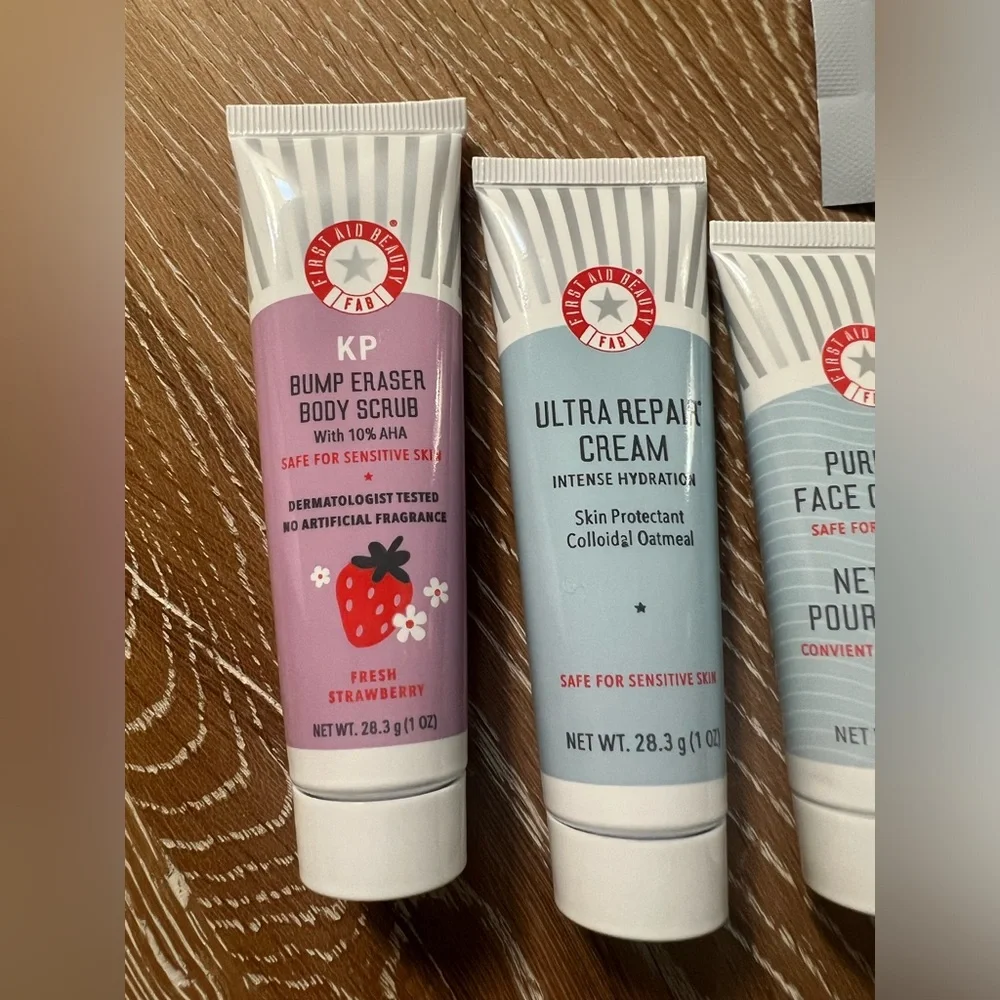 FIRST AID BEAUTY BUNDLE NWT SET OF 6